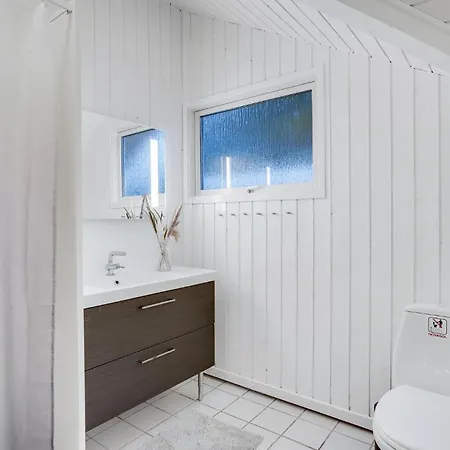 3 Bedroom Stunning In *