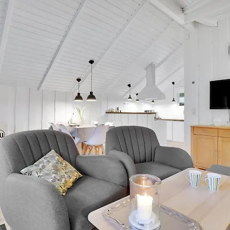 度假居 Three-bedroom In *